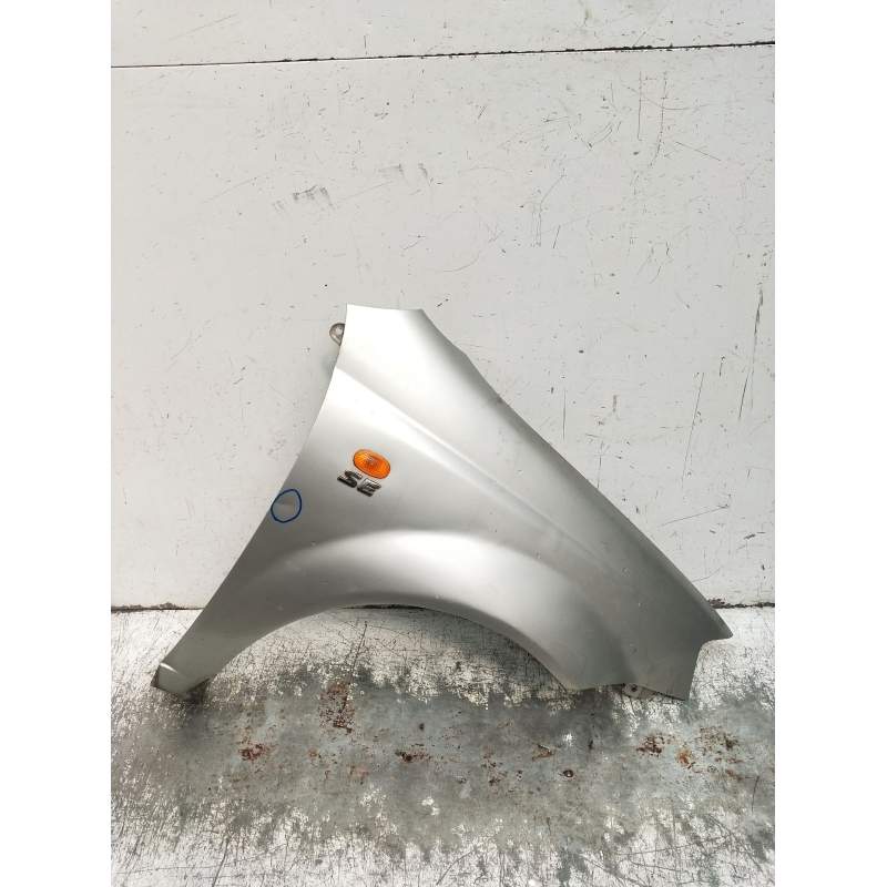 Recambio de aleta delantera derecha para daewoo kalos (klas) 1.4 referencia OEM IAM  VER FOTOS 2002