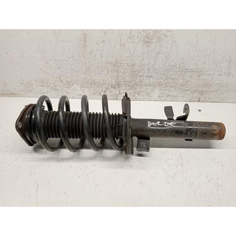 Recambio de amortiguador delantero derecho para ford transit connect referencia OEM IAM DV6118045LC 15TDCI 2014