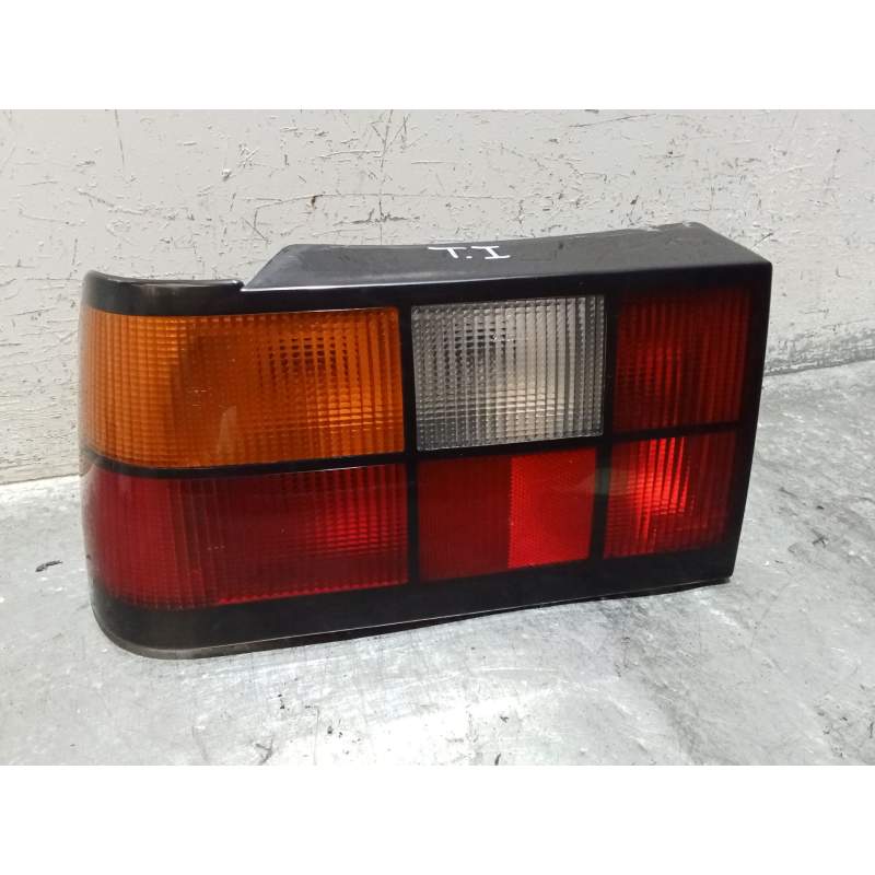 Recambio de piloto trasero izquierdo para volvo 460 (464) 1.8 referencia OEM IAM   