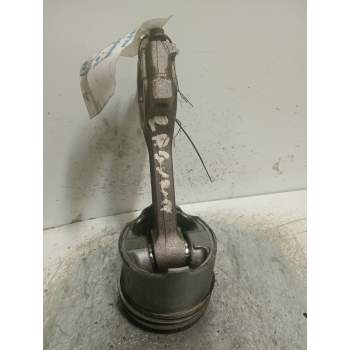 PISTON 19DCI 2002