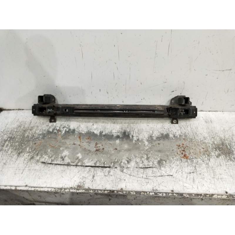 Recambio de refuerzo paragolpes delantero para hyundai santa fé ii (cm) 2.2 crdi gls referencia OEM IAM   