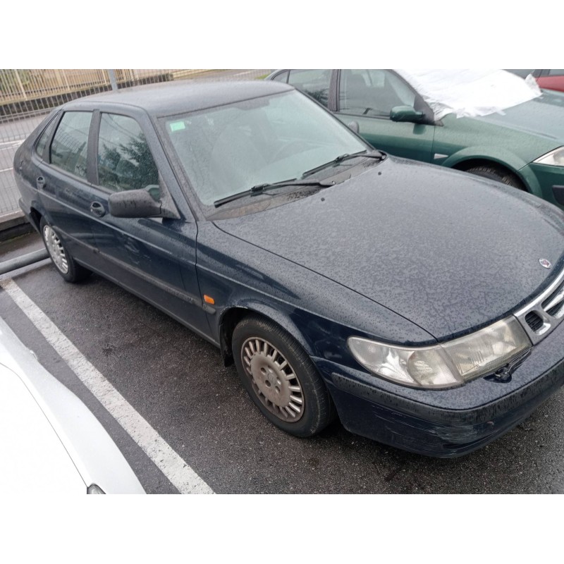 saab 9-3 berlina del año 1999