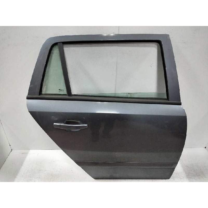 Recambio de puerta trasera derecha para opel astra h caravan 1.7 16v cdti referencia OEM IAM  5P CARAVAN