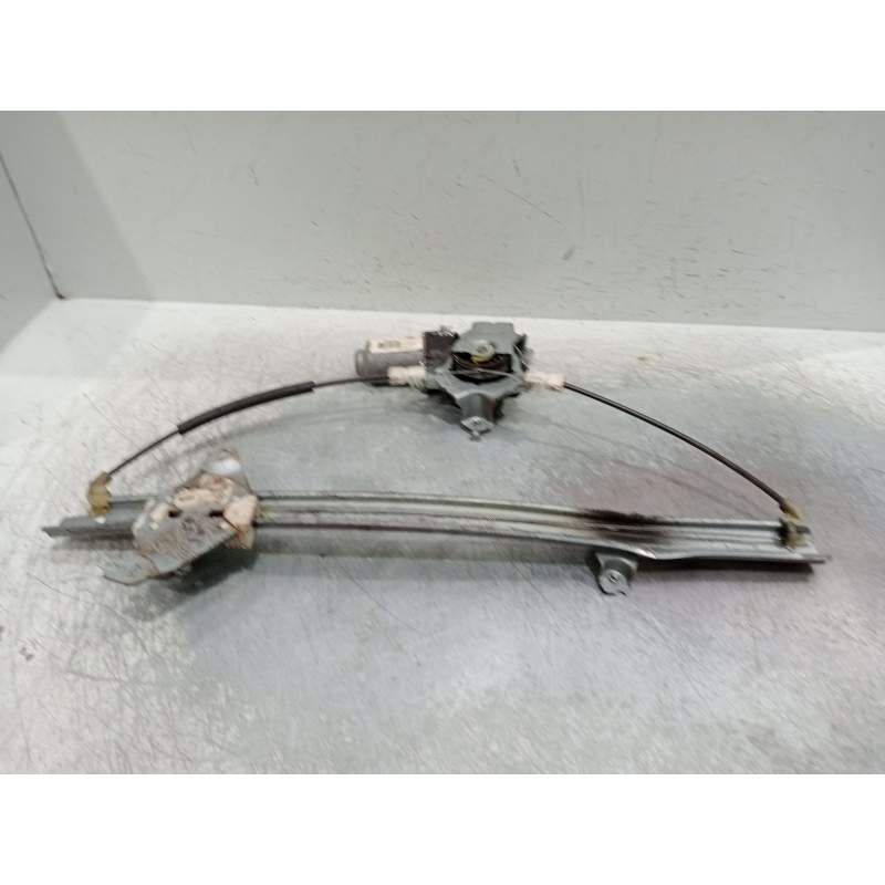 Recambio de elevalunas delantero derecho para nissan almera ii (n16) 1.5 referencia OEM IAM 114726 5P 2002