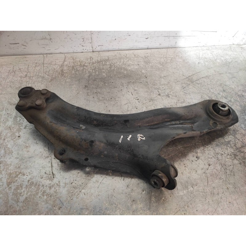 Recambio de brazo suspension inferior delantero izquierdo para renault kangoo authentique referencia OEM IAM   