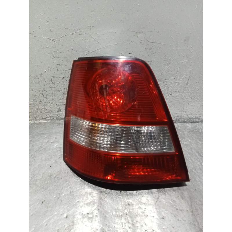 Recambio de piloto trasero izquierdo para kia sorento i (jc) 2.5 crdi referencia OEM IAM   