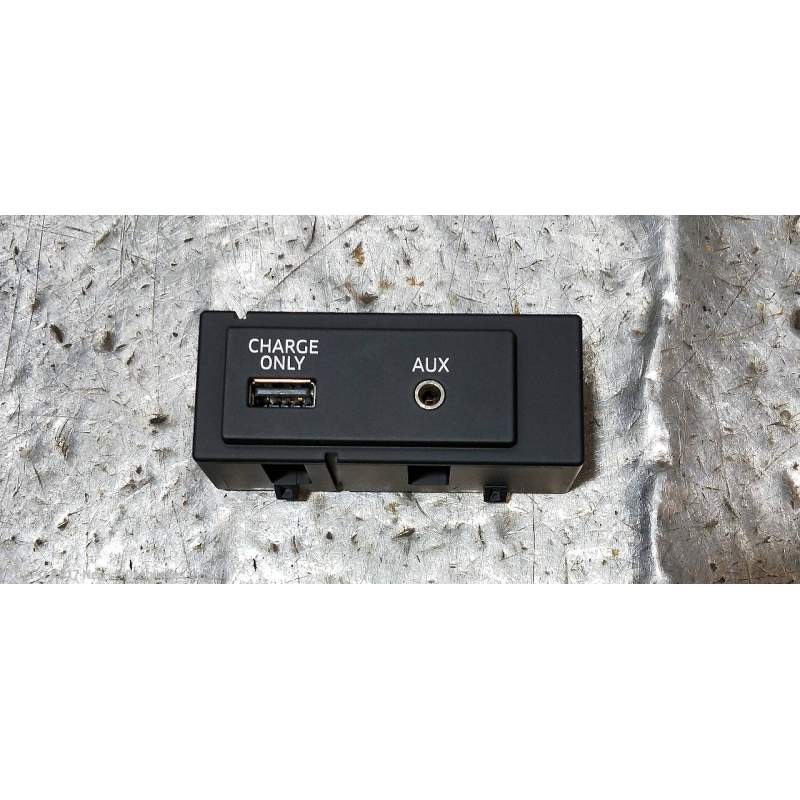 Recambio de modulo electronico para audi a3 (8v) ambiente referencia OEM IAM 8V0035726A  
