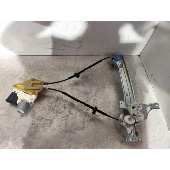 ELEVALUNAS TRASERO DERECHO 827306548R 5P 2012