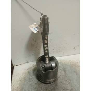 PISTON 640 8840A 