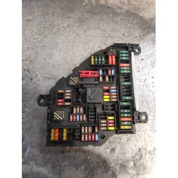 CAJA RELES / FUSIBLES 925281301 317033451F 