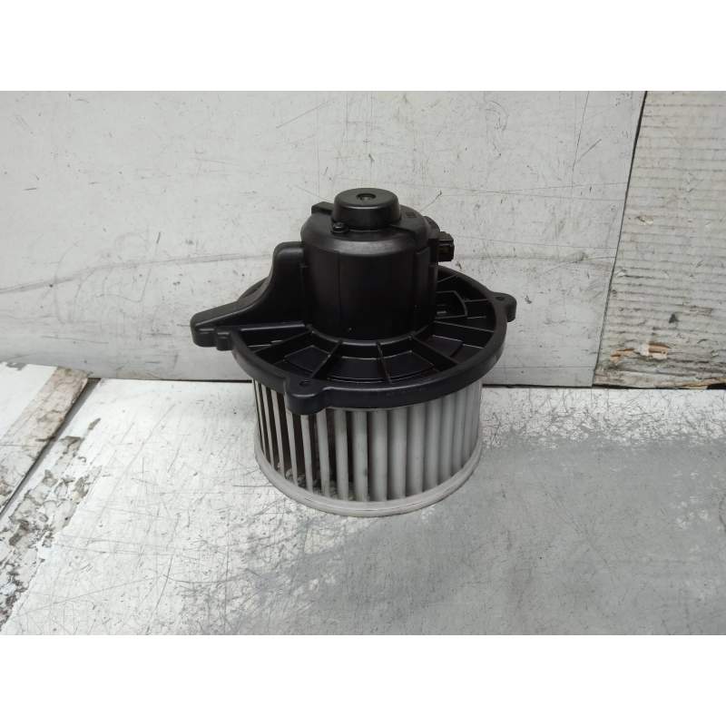 Recambio de motor calefaccion para kia shuma 1.5 ls berlina portón referencia OEM IAM   