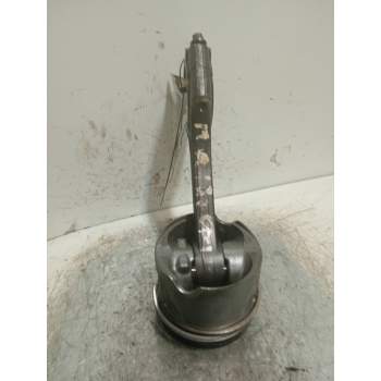 PISTON 640 8340A 