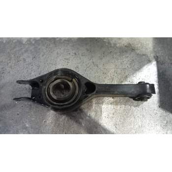 BRAZO SUSPENSION INFERIOR TRASERO DERECHO 14CRDI 2012