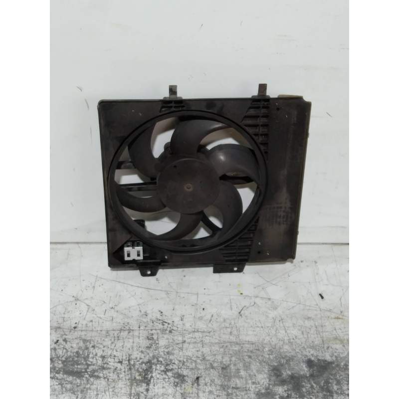 Recambio de electroventilador para peugeot 307 berlina (s2) x-line referencia OEM IAM 8240503 16HDI 2005