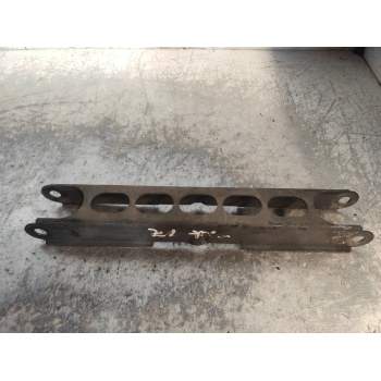 BRAZO SUSPENSION SUPERIOR TRASERO IZQUIERDO 6763477 