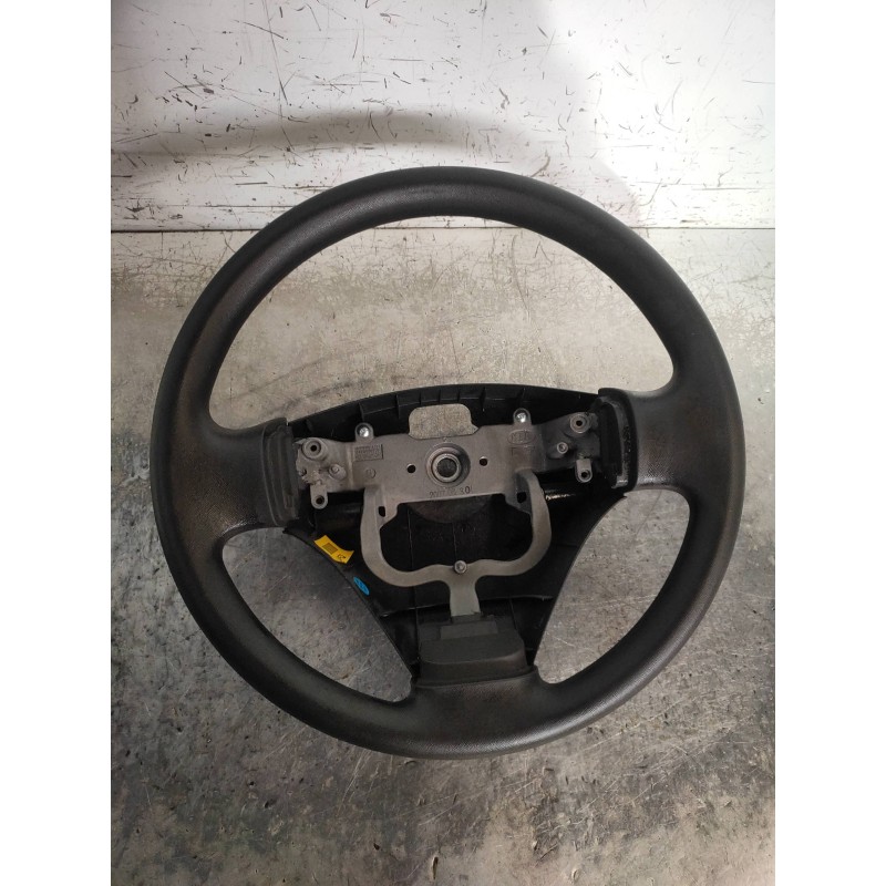 Recambio de volante para kia picanto 1.1 active referencia OEM IAM 5611007700  