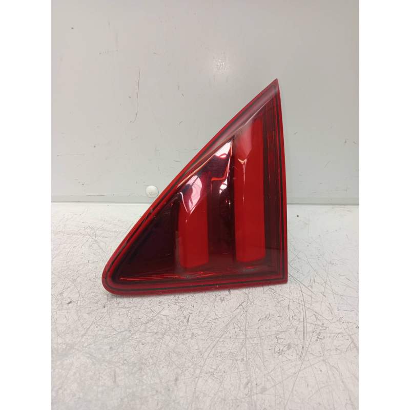 Recambio de piloto trasero derecho interior para peugeot 3008 access referencia OEM IAM 9805511280 81300201 LED