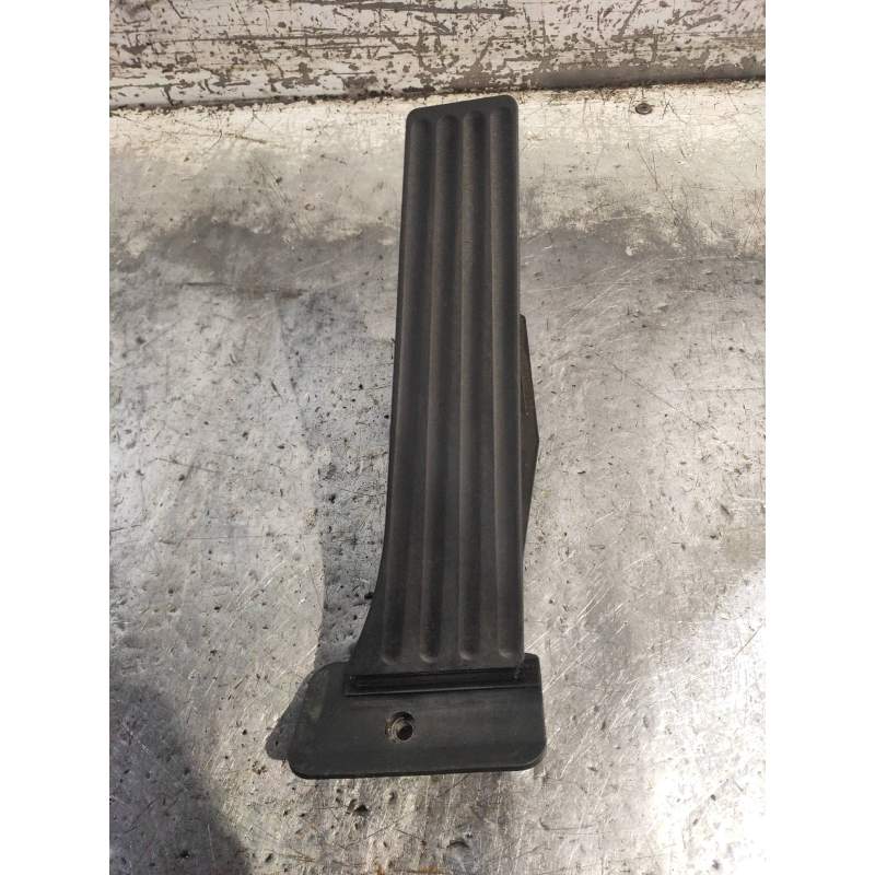 Recambio de potenciometro pedal para bmw serie 5 touring (f11) 530d xdrive referencia OEM IAM 34526852644  
