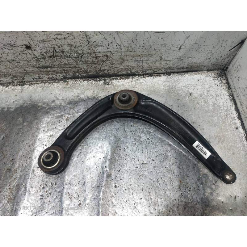 Recambio de brazo suspension inferior delantero derecho para citroën c4 lim. live edition referencia OEM IAM   