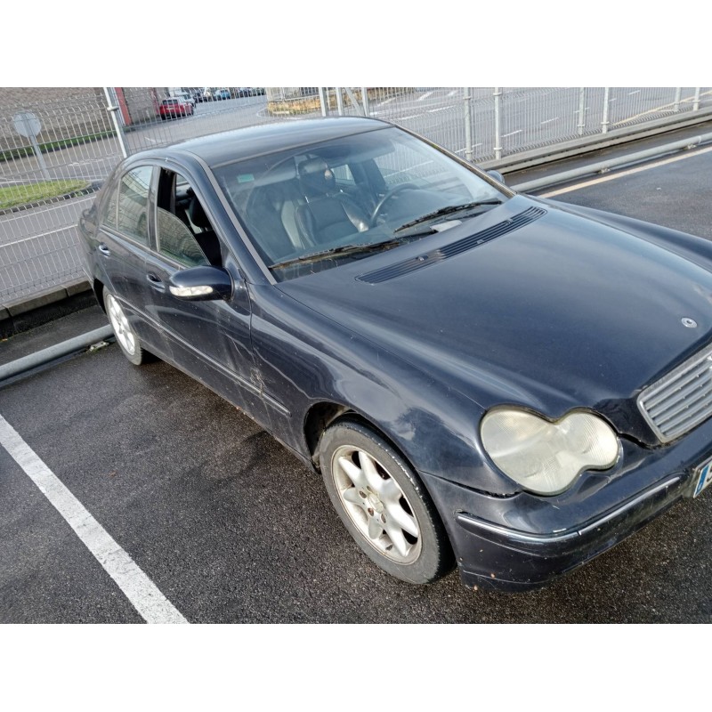 mercedes clase c (w203) berlina del año 2000