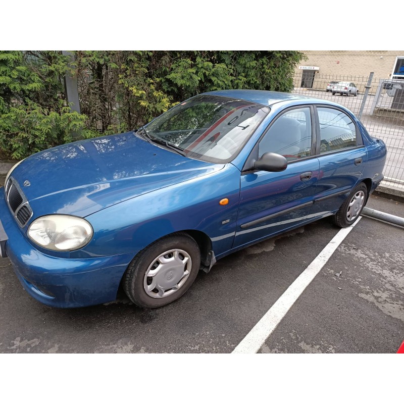 daewoo lanos del año 1999