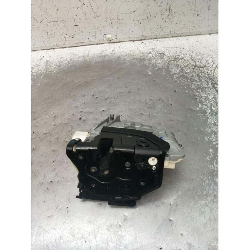 Recambio de motor cierre centralizado trasero derecho para skoda suberb (3t4) ambition referencia OEM IAM 3C4839016A 5P 2008