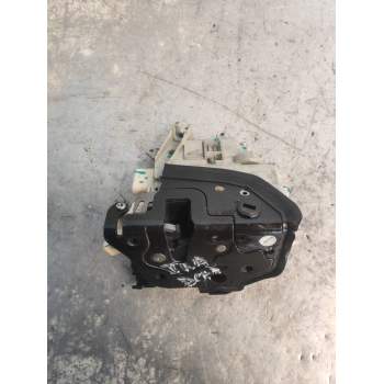 MOTOR CIERRE CENTRALIZADO TRASERO DERECHO 8K0839016C 4P 2008