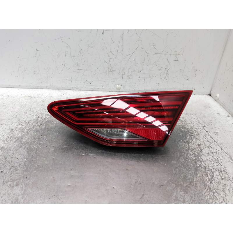 Recambio de piloto trasero derecho interior para seat leon sc (5f5) referencia OEM IAM 5F0945308J 90096731 2012