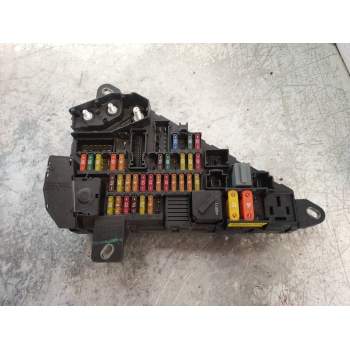 CAJA RELES / FUSIBLES 690658806 518811047 