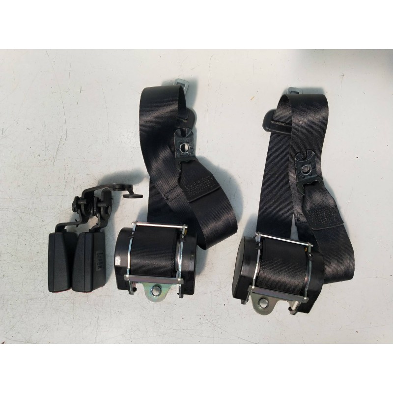 Recambio de juego cinturones trasero para seat leon (5f1) style referencia OEM IAM   5P