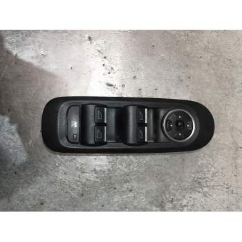 MANDO ELEVALUNAS DELANTERO IZQUIERDO 7S7T14A132AB 5P