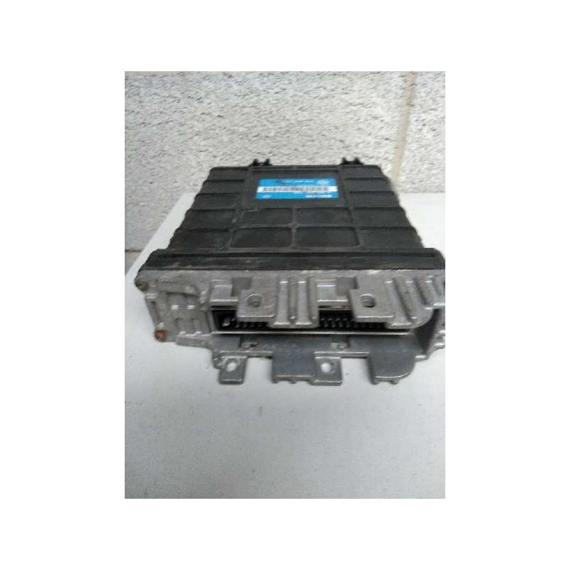 Recambio de centralita motor uce para volkswagen golf iii berlina (1h1) 1.8 referencia OEM IAM 0261200275 1H0907311A 