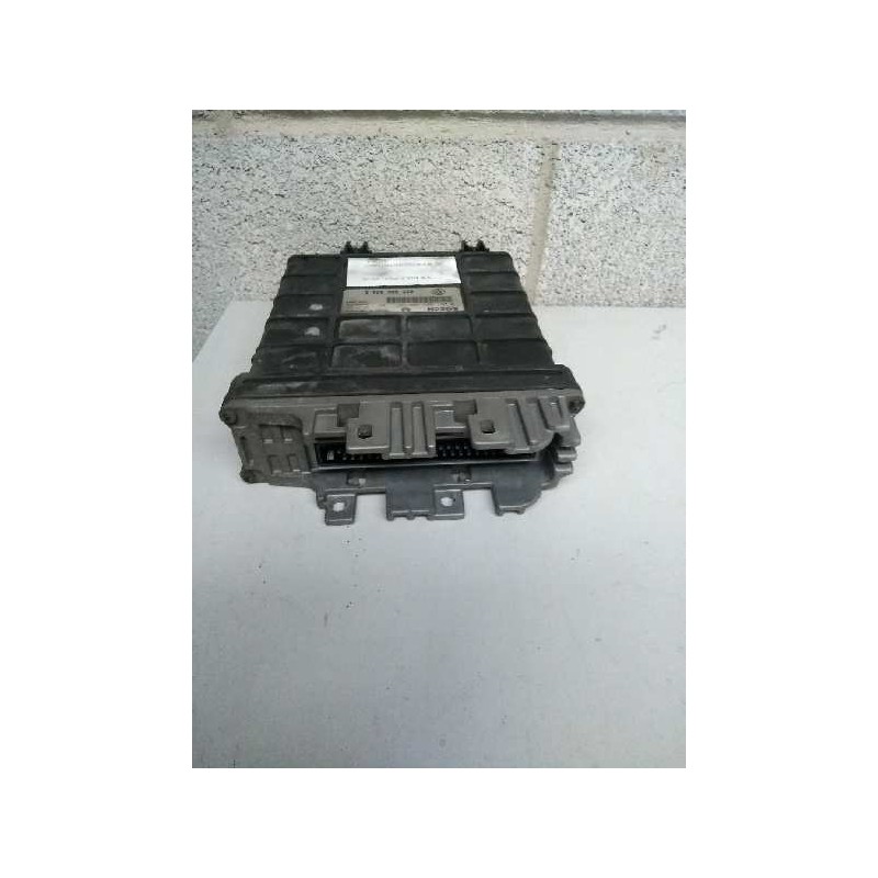 Recambio de centralita motor uce para volkswagen golf iii berlina (1h1) 2.0 referencia OEM IAM 0261203266 0261203267 037906024D