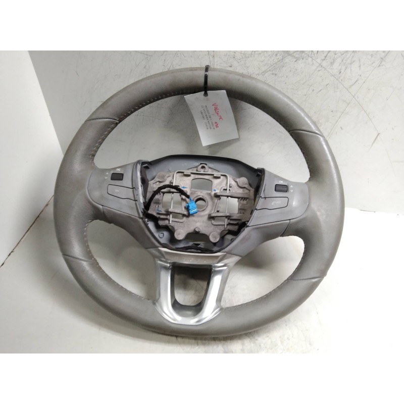 Recambio de volante para peugeot 208 1.4 hdi fap referencia OEM IAM   