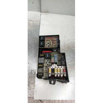 CAJA RELES / FUSIBLES 3M5T14A142AB 8688039 318789120