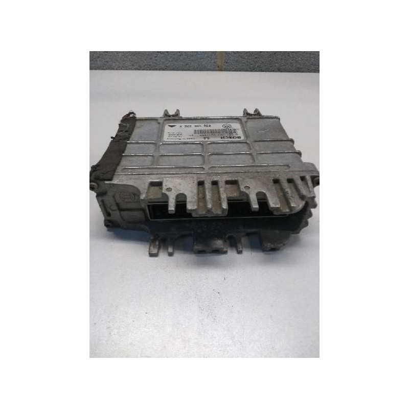 Recambio de centralita motor uce para volkswagen polo berlina (6n1) 1.6 referencia OEM IAM 0261203897 0261203898 032906026H