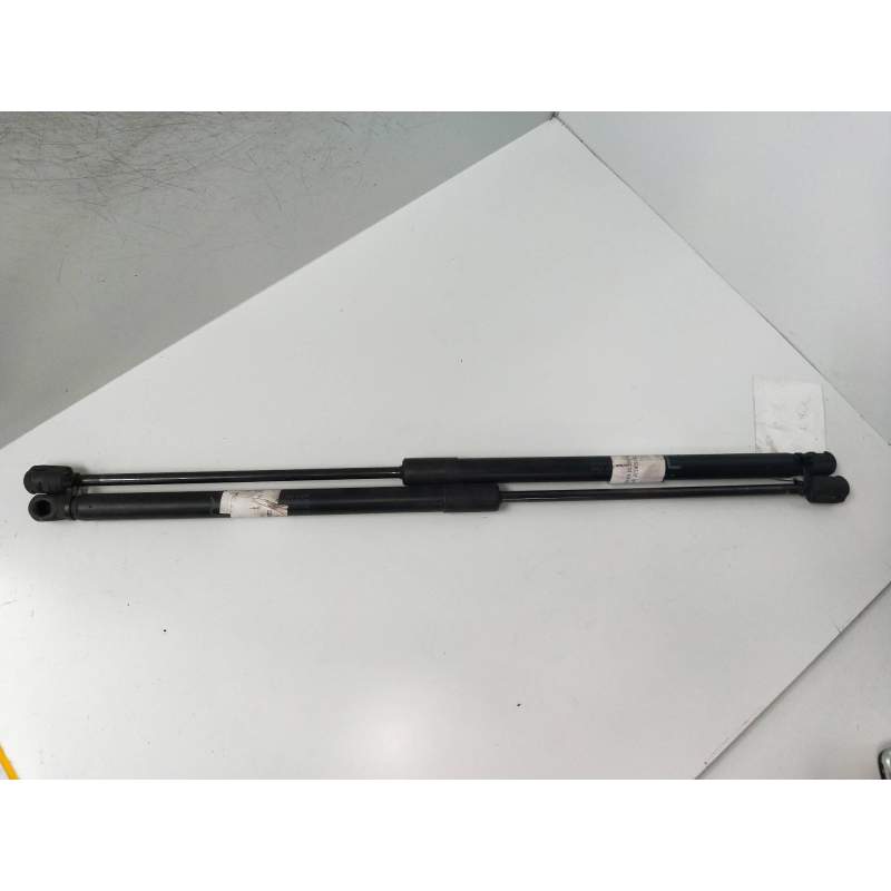 Recambio de amortiguadores maletero / porton para lexus is200 (gxe10) 2.0 cat referencia OEM IAM   