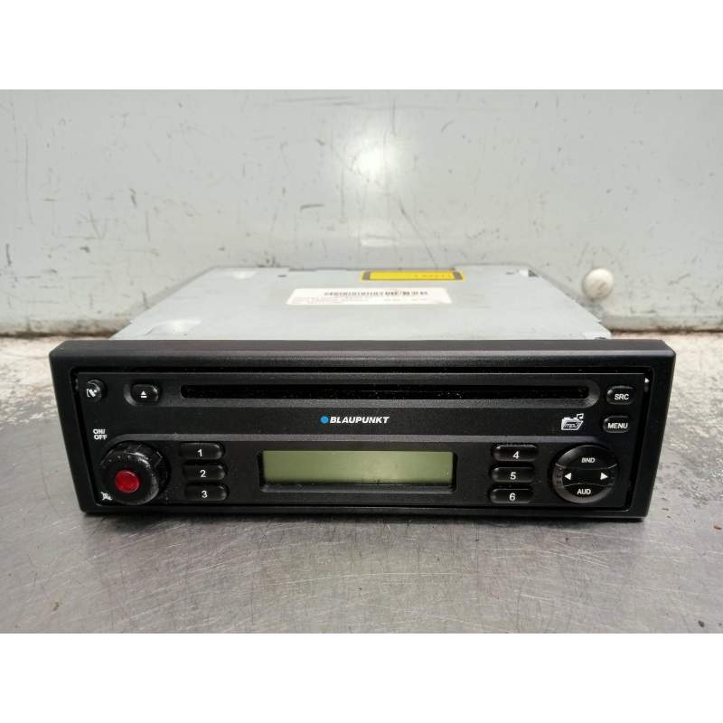 Recambio de sistema audio / radio cd para dacia sandero ambiance referencia OEM IAM 281111335R 7646128593 2008