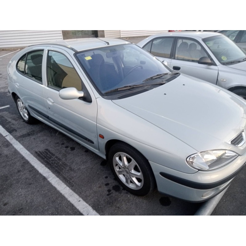 renault megane i fase 2 berlina (ba0) del año 2001