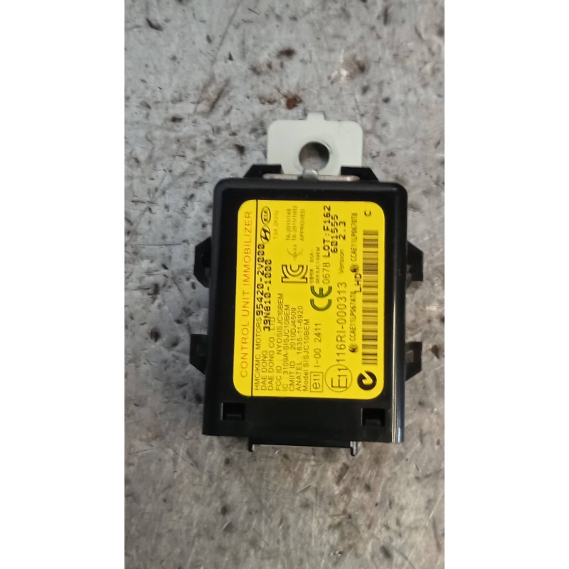 Recambio de modulo electronico para kia rio uefa euro 2016 referencia OEM IAM 954202V000  