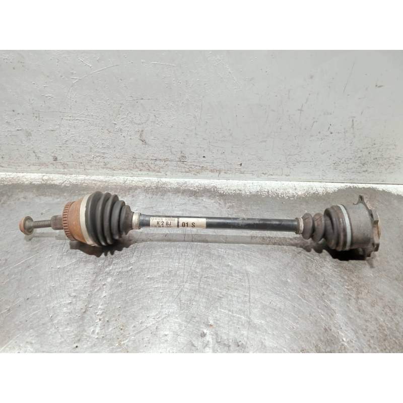 Recambio de transmision delantera derecha para audi a4 berlina (8e) referencia OEM IAM 8E0407272BJ 25TDI 2001
