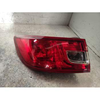 PILOTO TRASERO IZQUIERDO 265553021R 