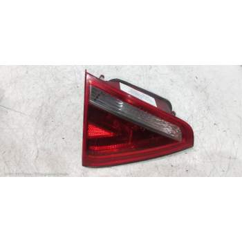 PILOTO TRASERO IZQUIERDO INTERIOR 8T0945093 