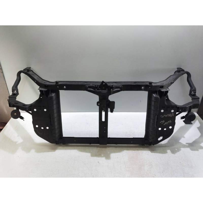 Recambio de panel frontal para kia magentis 2.0 cat referencia OEM IAM   2006