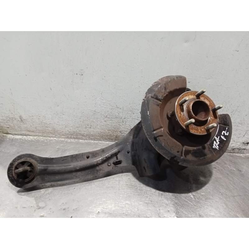 Recambio de mangueta trasera izquierda para ford focus turn. business referencia OEM IAM  15TDCI 2014