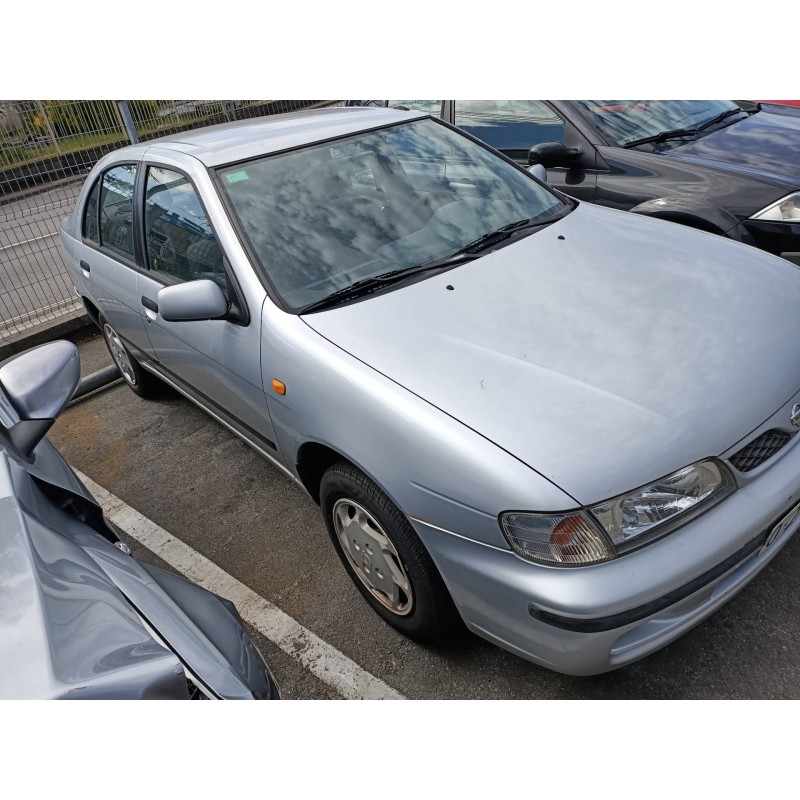 nissan almera (n15) del año 1999