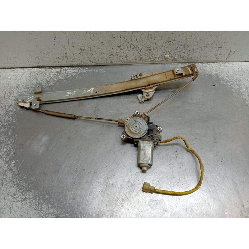 Recambio de elevalunas delantero derecho para santana 300/350 2.0 tdi 4x4 referencia OEM IAM 8343057B00 5P 2004
