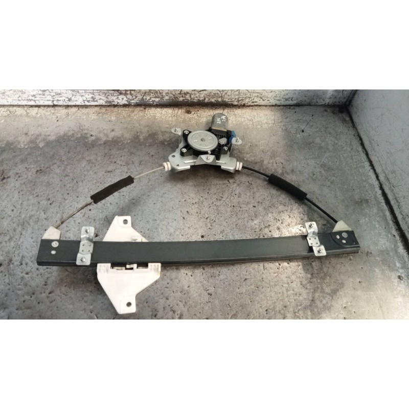 Recambio de elevalunas delantero derecho para chevrolet captiva 2.0 vcdi lt referencia OEM IAM 96627080  