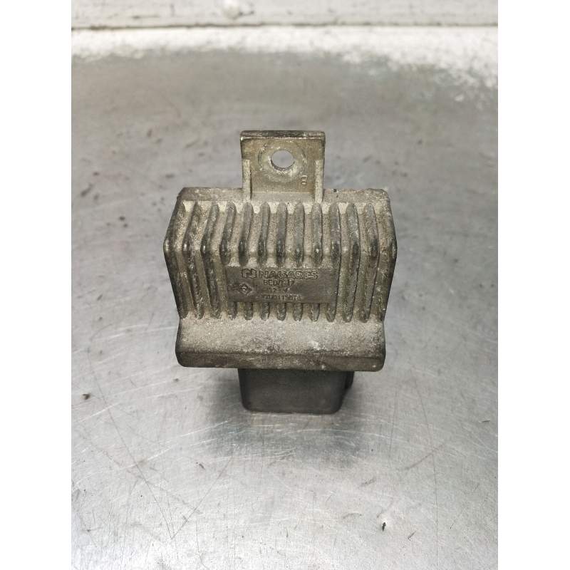 Recambio de caja precalentamiento para nissan note (e11, ne11) 1.5 dci referencia OEM IAM 7700115078  2006