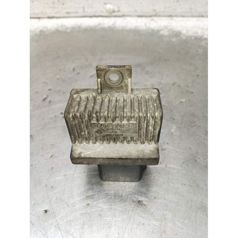 Recambio de caja precalentamiento para nissan note (e11, ne11) 1.5 dci referencia OEM IAM 7700115078  2006